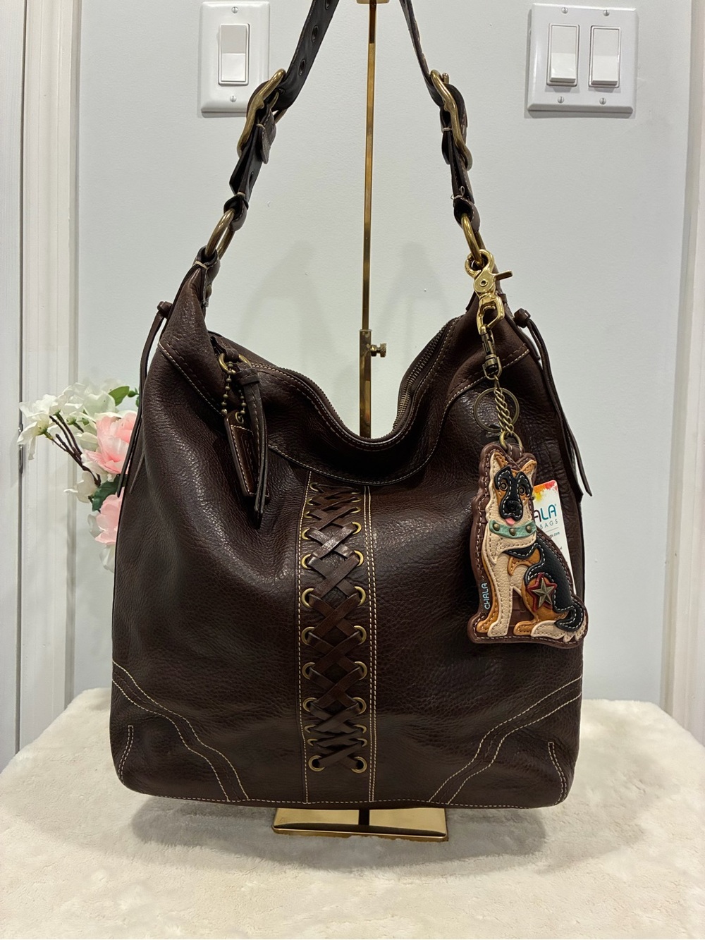 Vintage Coach Chelsea 10400 Brown Pebbled Leather Lace-Up  Duffle Bag